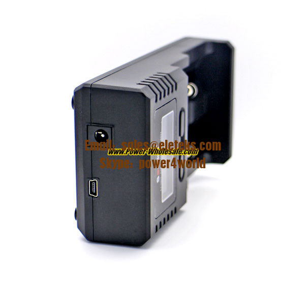 Soshine H2 LCD Universal Charger for Liion/LiFePO4 26650 18650 9V NiMH C AA AAA 9V battery